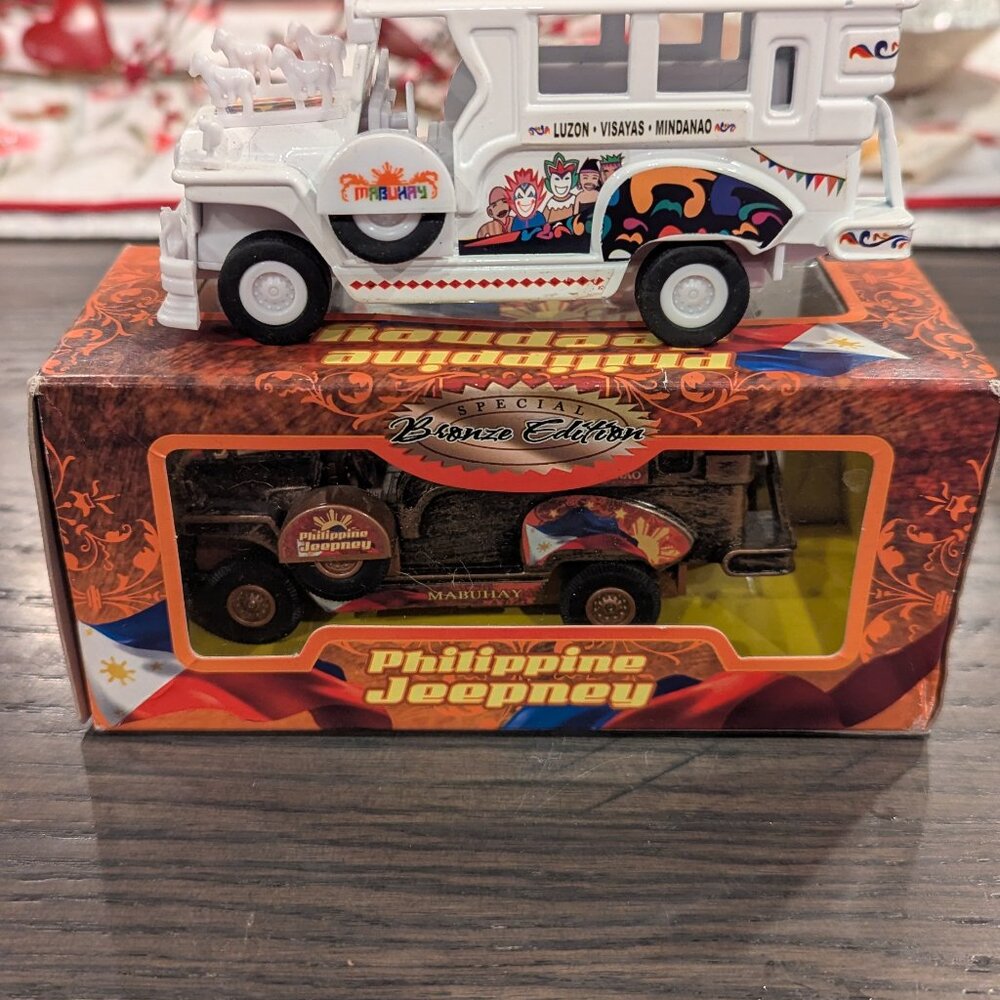 2 Philippine Jeepney Die cast Model commemorative Buss's